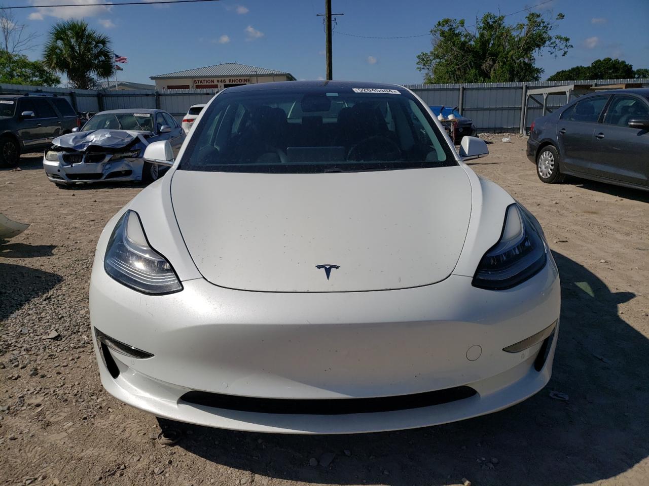 5YJ3E1EB5KF192034 2019 Tesla Model 3