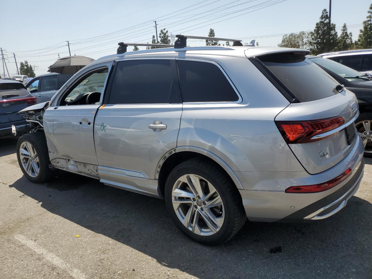 WA1LJAF72LD006362 2020 Audi Q7 Premium Plus