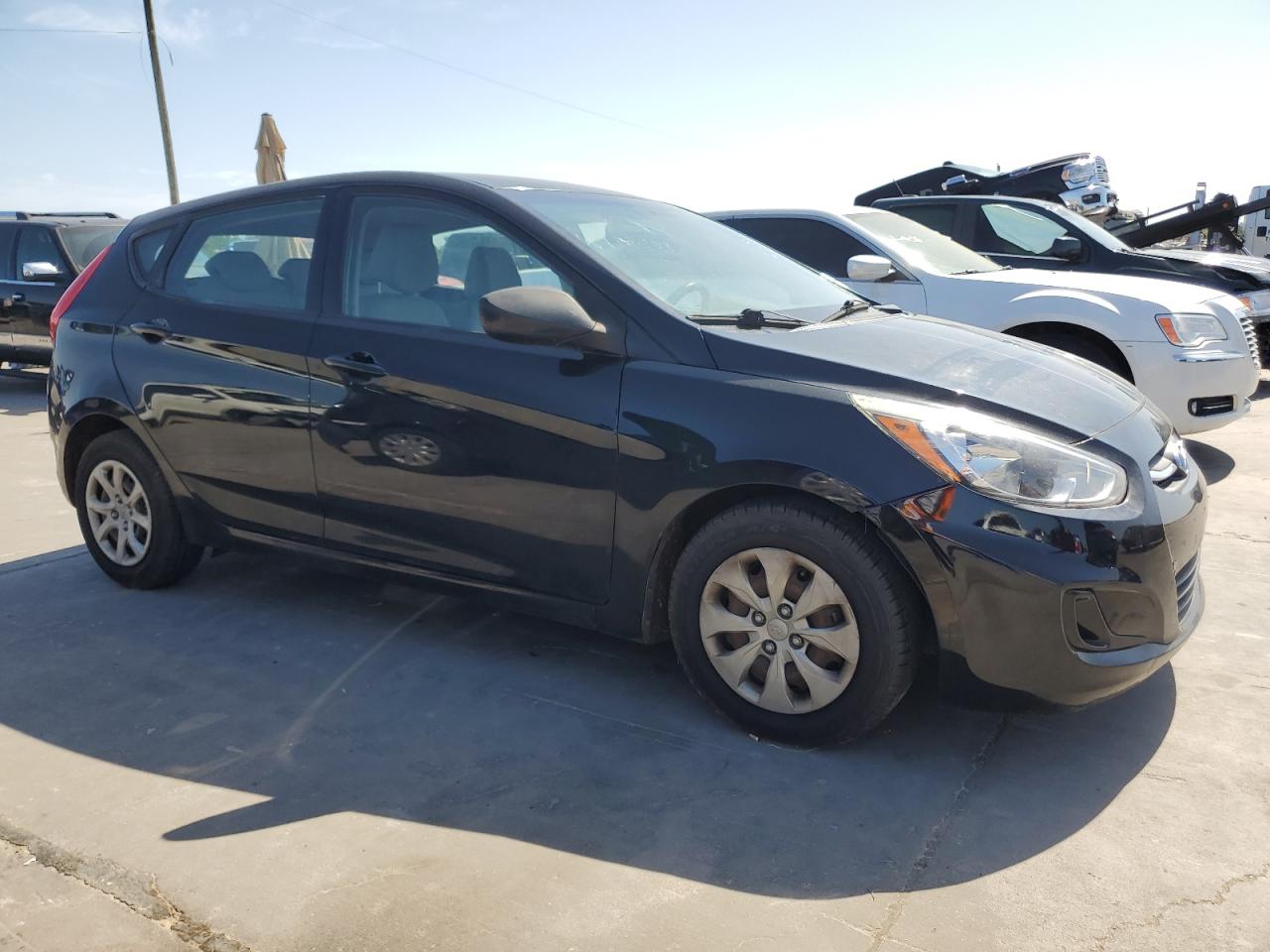 2017 Hyundai Accent Se vin: KMHCT5AE7HU311484