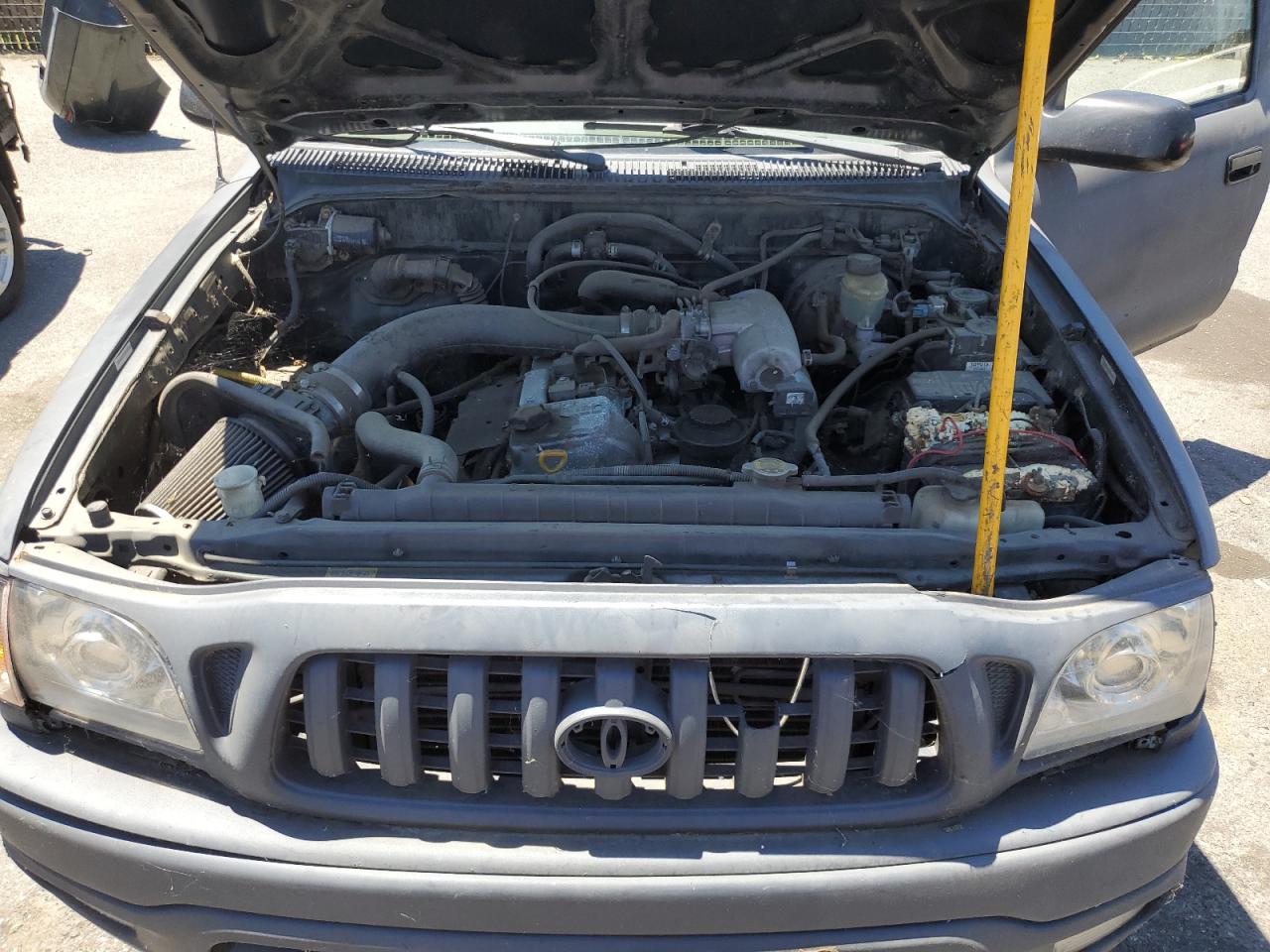 4TANL42N2YZ590539 2000 Toyota Tacoma