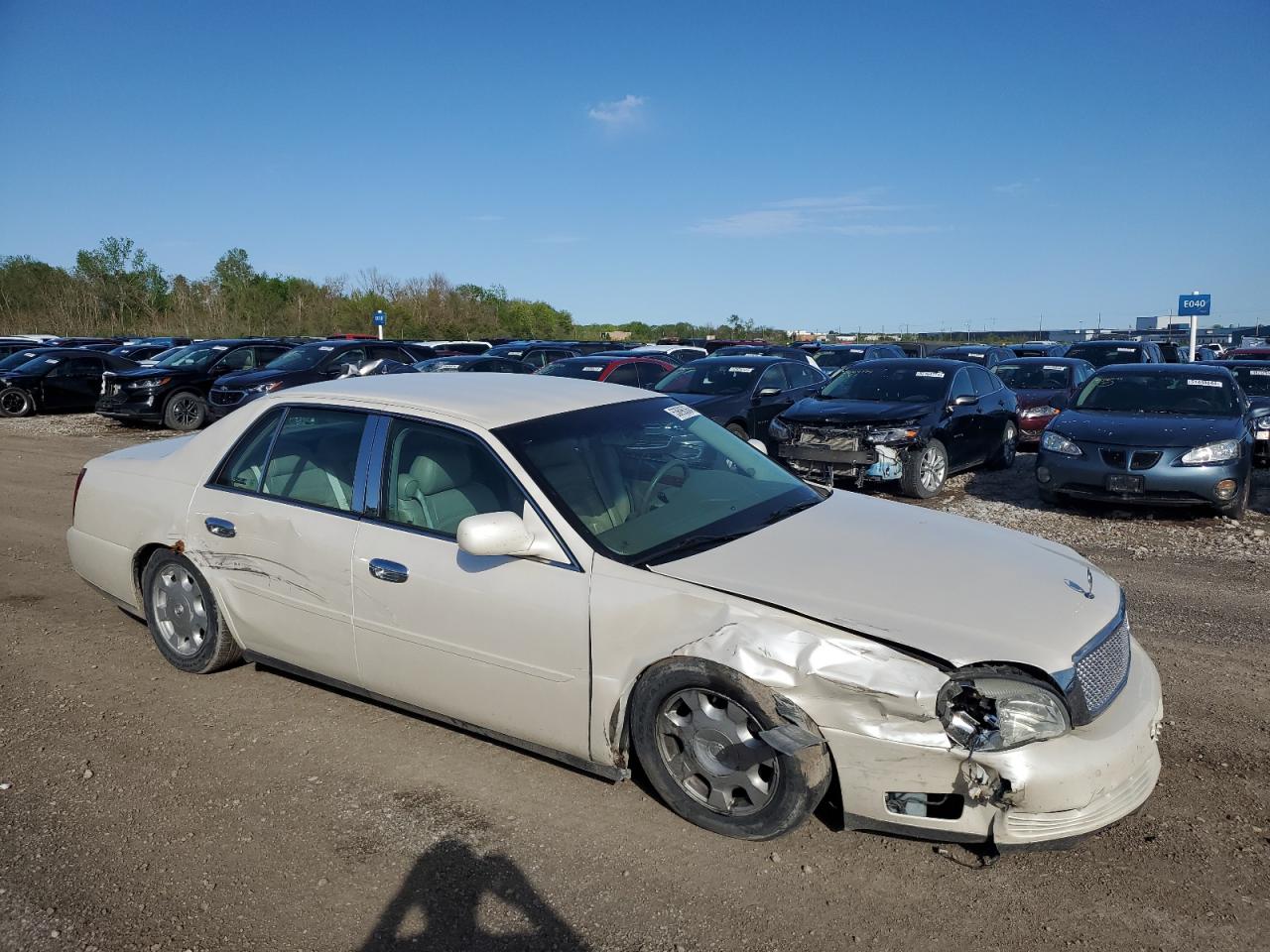 1G6KD54Y42U184562 2002 Cadillac Deville