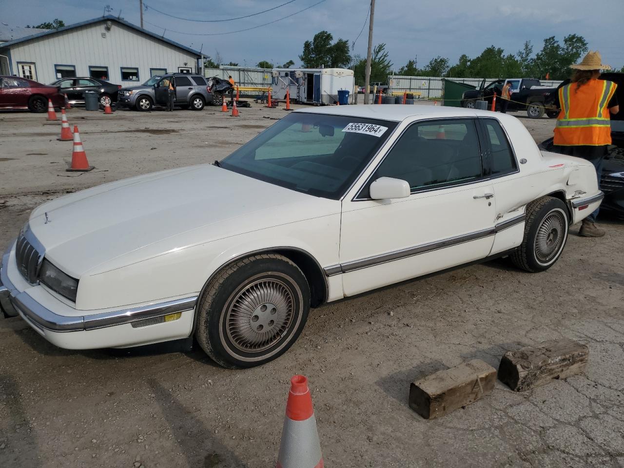 1G4EZ13L7NU409390 1992 Buick Riviera