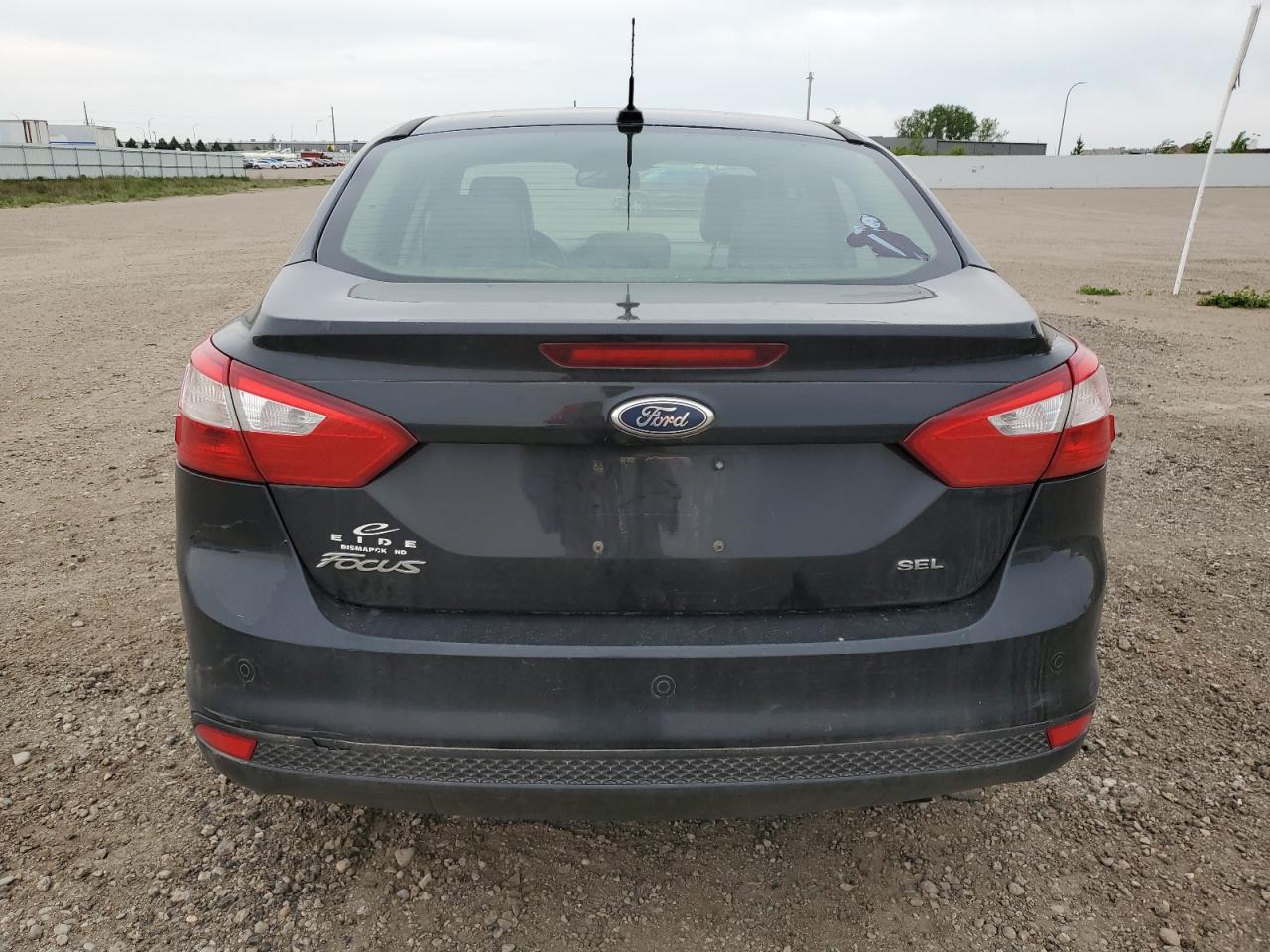 1FAHP3H21CL168227 2012 Ford Focus Sel