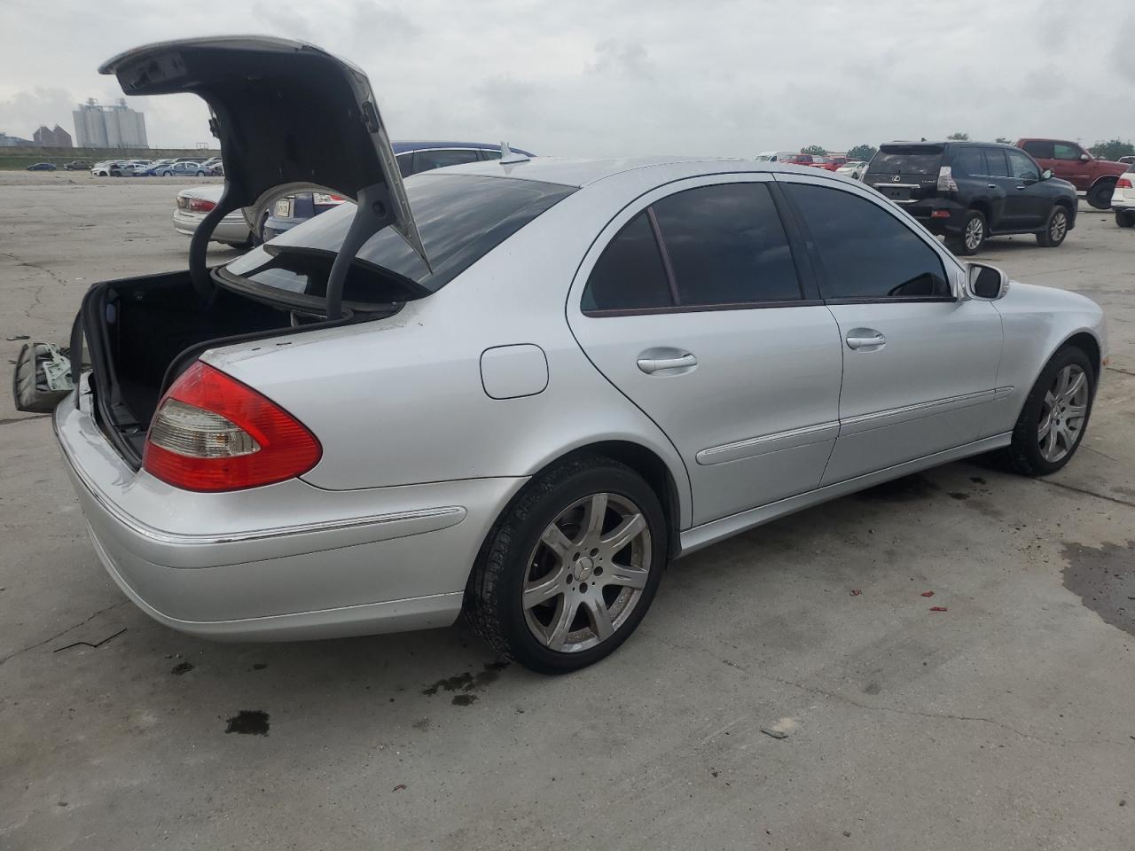 WDBUF87XX7B139633 2007 Mercedes-Benz E 350 4Matic