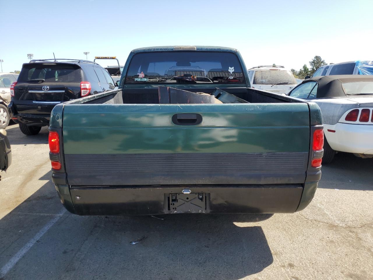 1B7HC13Y8WJ224850 1998 Dodge Ram 1500