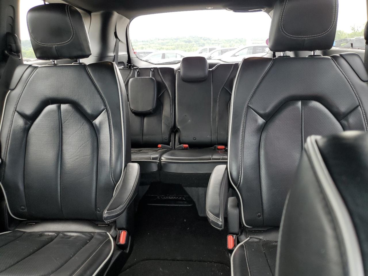 2C4RC1GG7KR628248 2019 Chrysler Pacifica Limited