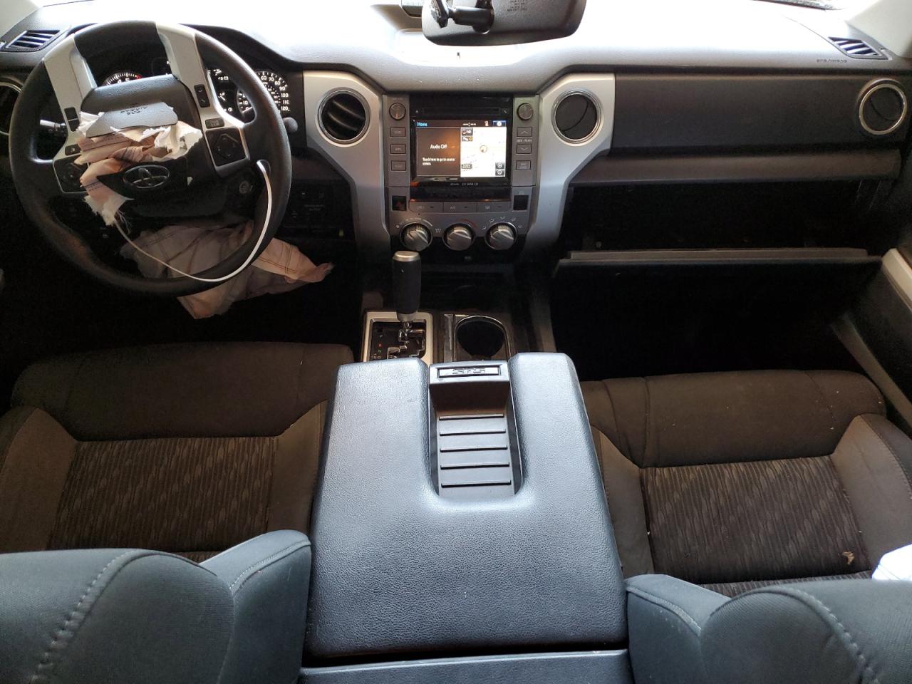 5TFEY5F13JX232600 2018 Toyota Tundra Crewmax Sr5