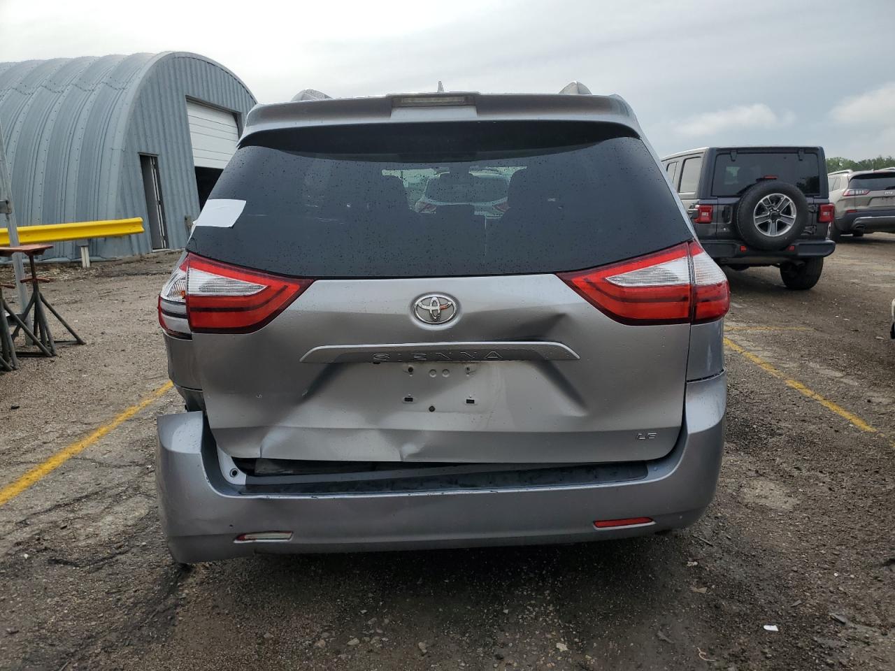 5TDKZ3DC6JS954691 2018 Toyota Sienna Le