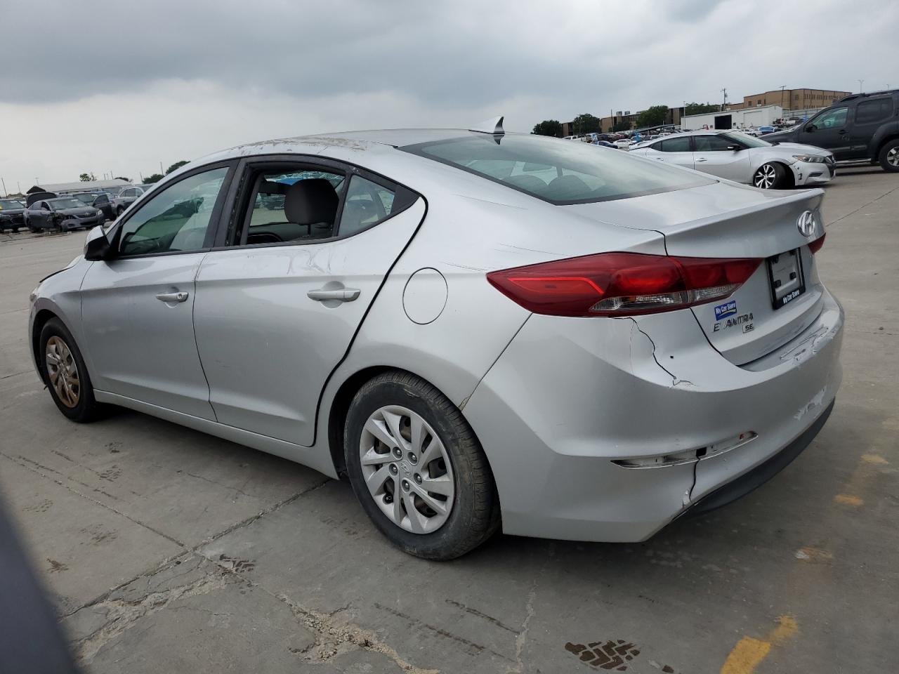 5NPD74LF5HH194818 2017 Hyundai Elantra Se