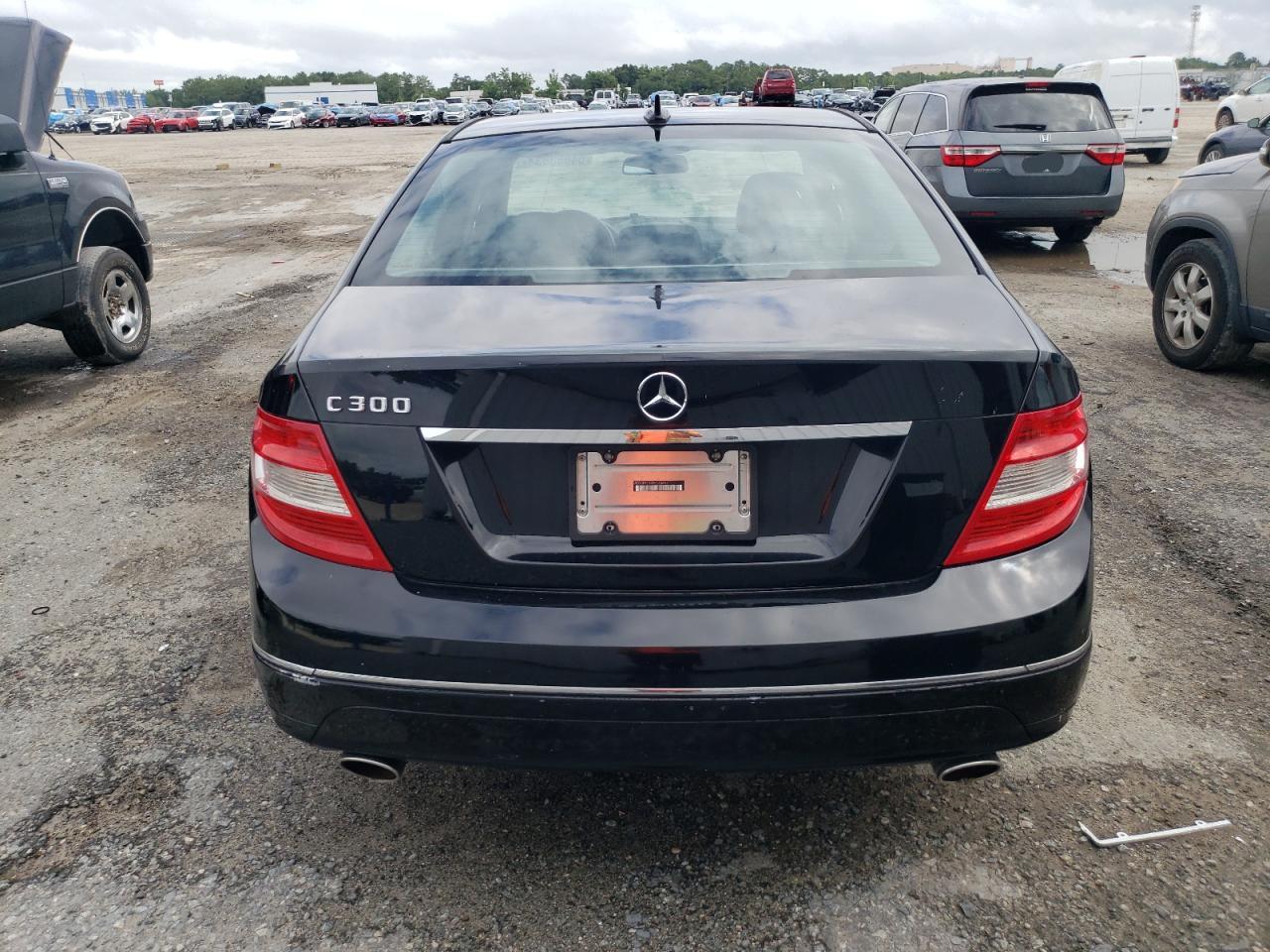 WDDGF81X28F176201 2008 Mercedes-Benz C 300 4Matic