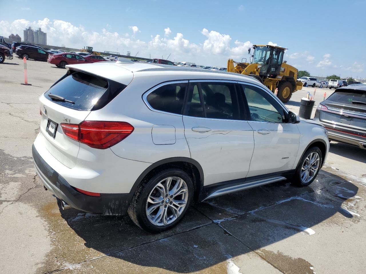 2018 BMW X1 xDrive28I vin: WBXHT3C31J5F89877