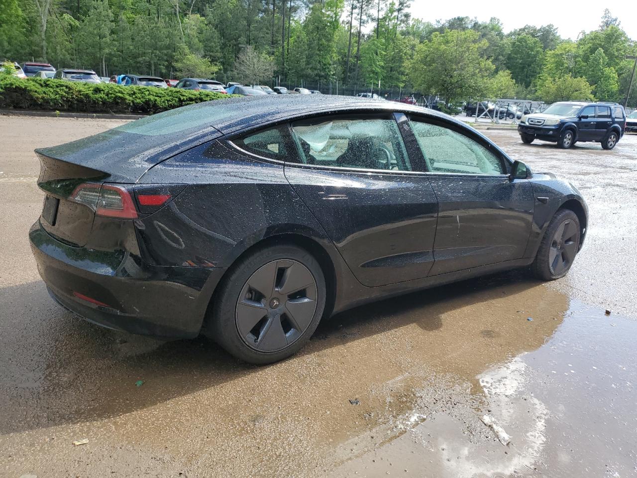 2022 Tesla Model 3 vin: 5YJ3E1EA9NF370555