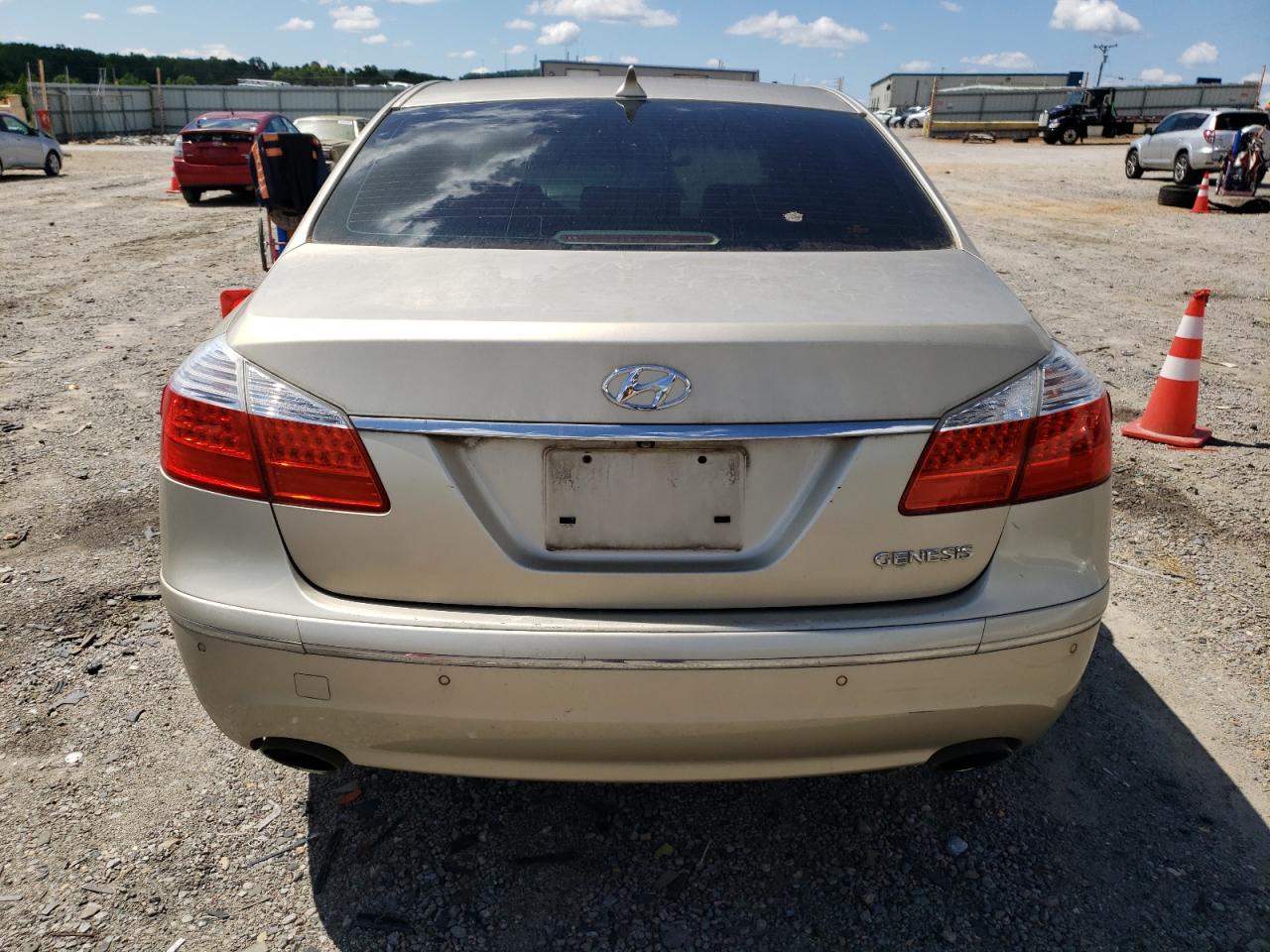 KMHGC46E79U042523 2009 Hyundai Genesis 3.8L