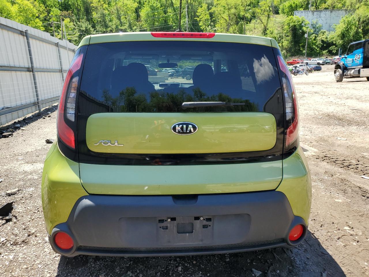 KNDJN2A2XG7840970 2016 Kia Soul