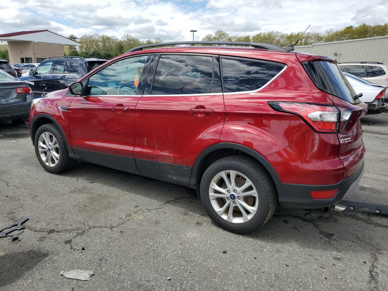 1FMCU9HD4JUD24782 2018 Ford Escape Sel