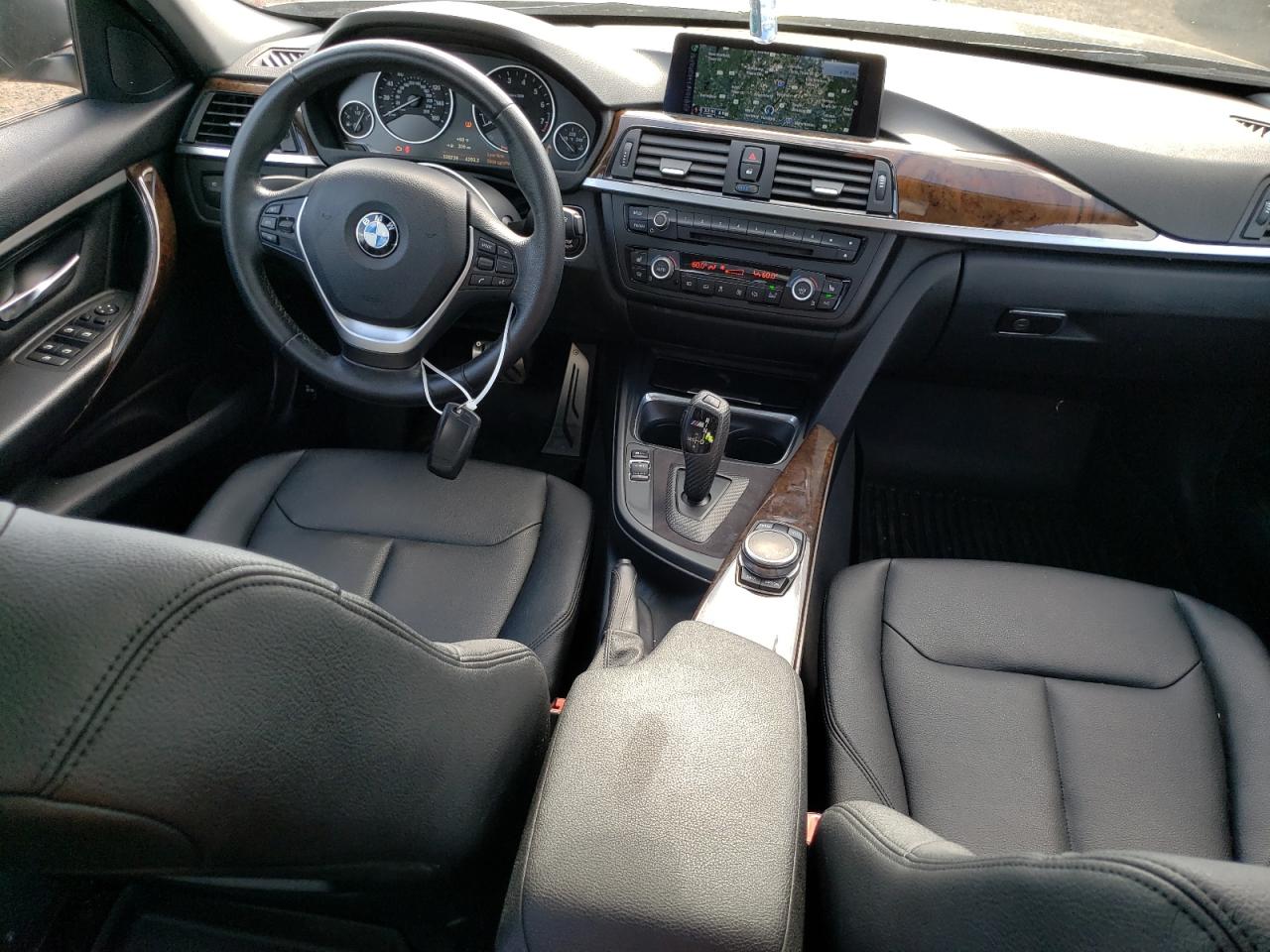 WBA3B3G50FNT18221 2015 BMW 328 Xi