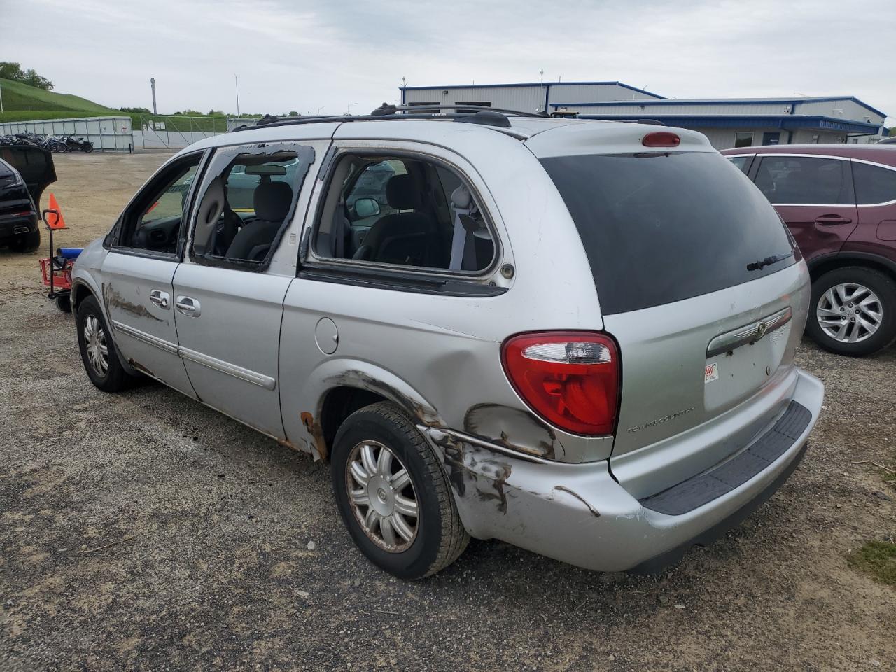 2C4GP54L75R267550 2005 Chrysler Town & Country Touring