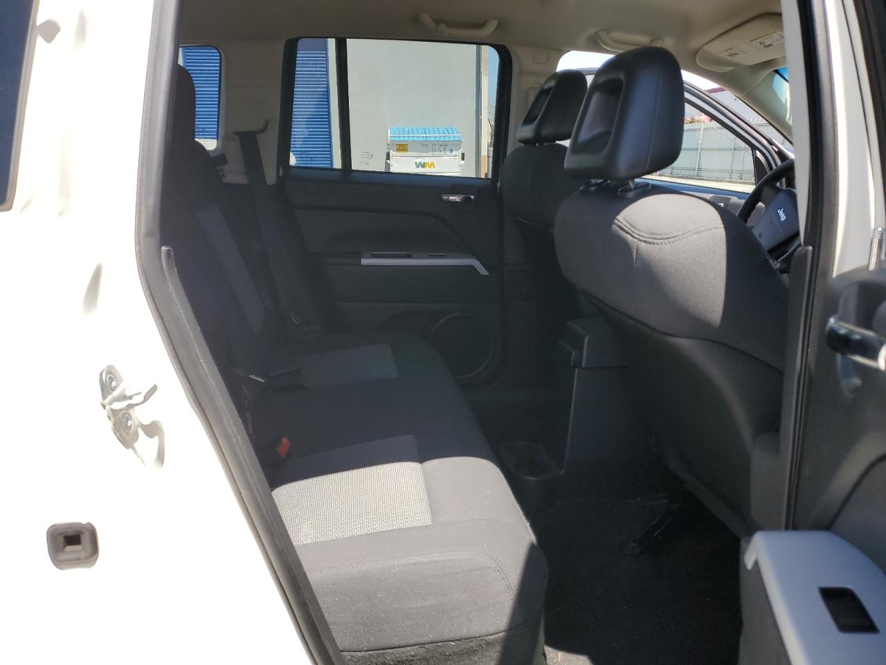 1J8FF47WX8D584320 2008 Jeep Compass Sport