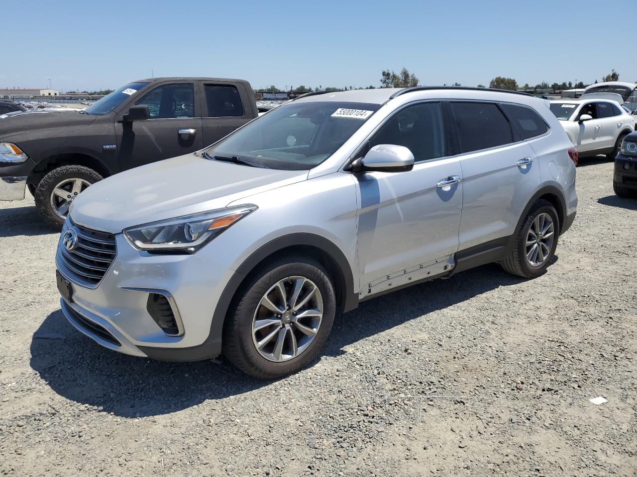 KM8SMDHF9HU221089 2017 Hyundai Santa Fe Se