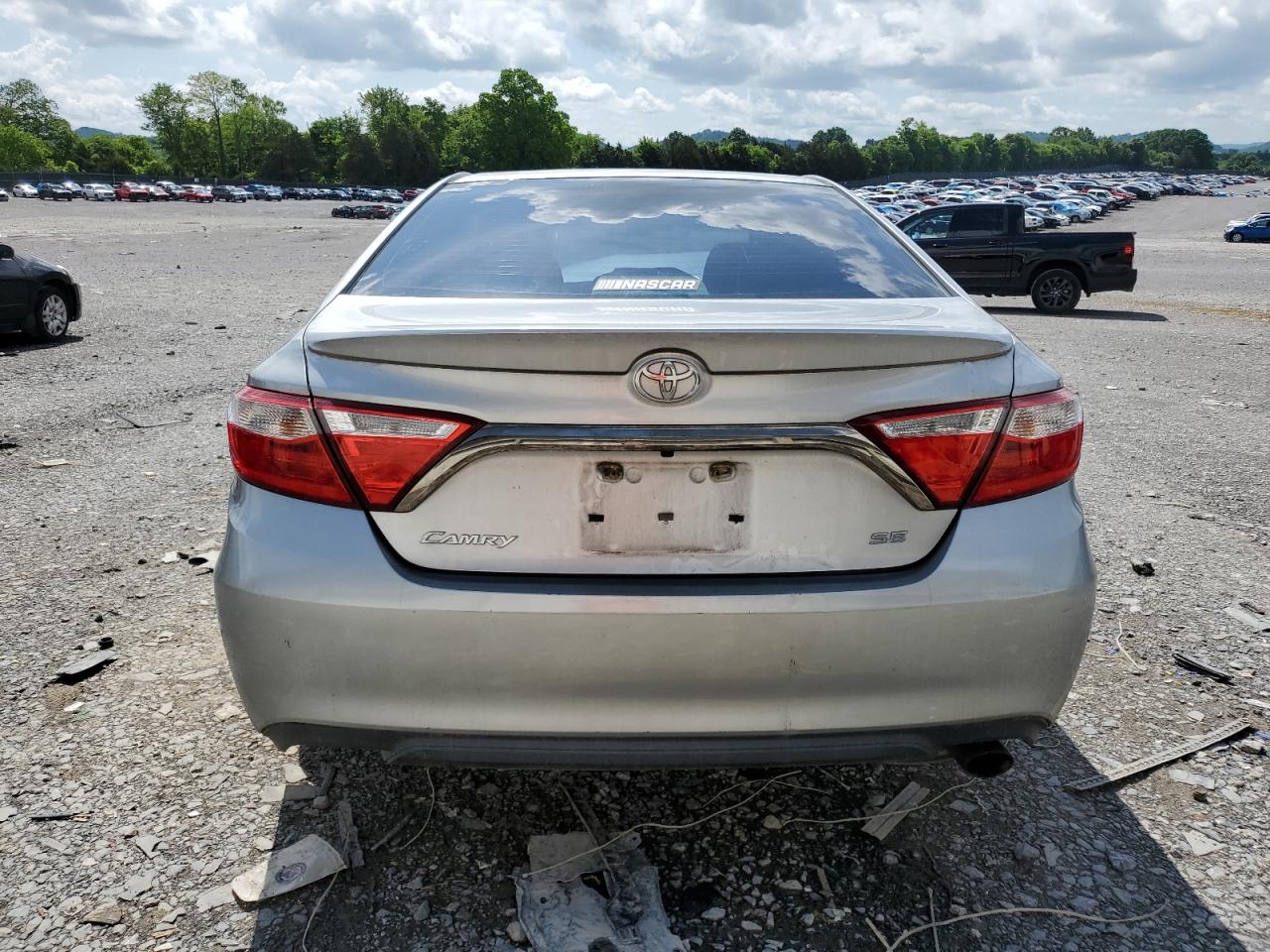 4T1BF1FK3FU481865 2015 Toyota Camry Le