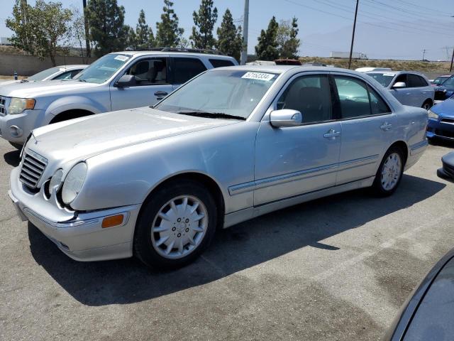 WDBJF65J71B319102 2001 Mercedes-Benz E 320