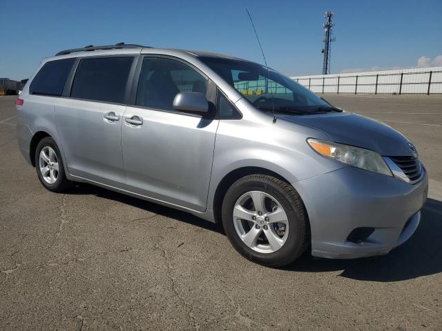 2013 Toyota Sienna Le VIN: 5TDKK3DC2DS392863 Lot: 56252984