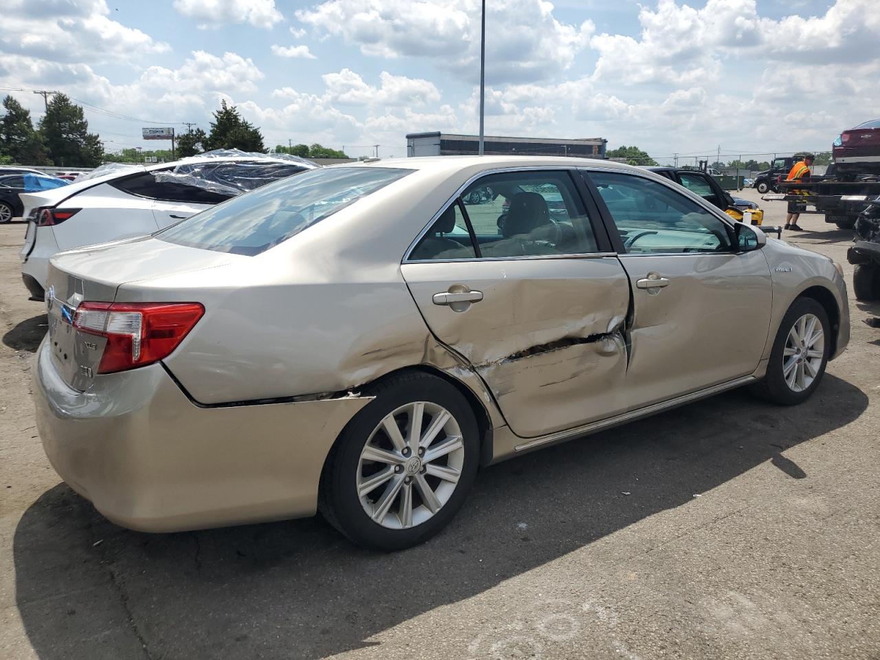 4T1BD1FK2EU100219 2014 Toyota Camry Hybrid