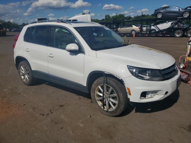 2017 Volkswagen Tiguan Wolfsburg VIN: WVGSV7AX6HK016357 Lot: 56759144