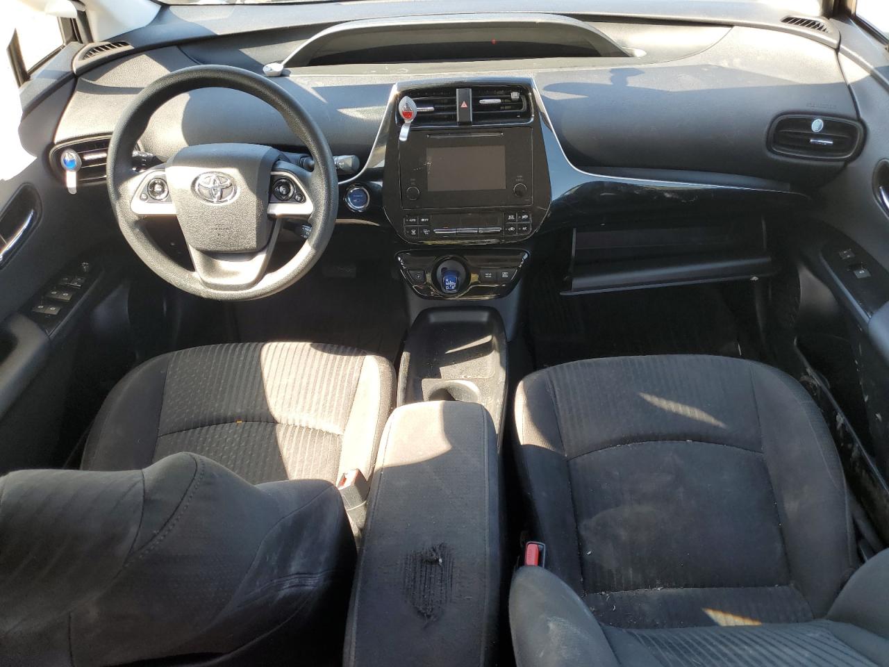 JTDKBRFU8G3519825 2016 Toyota Prius