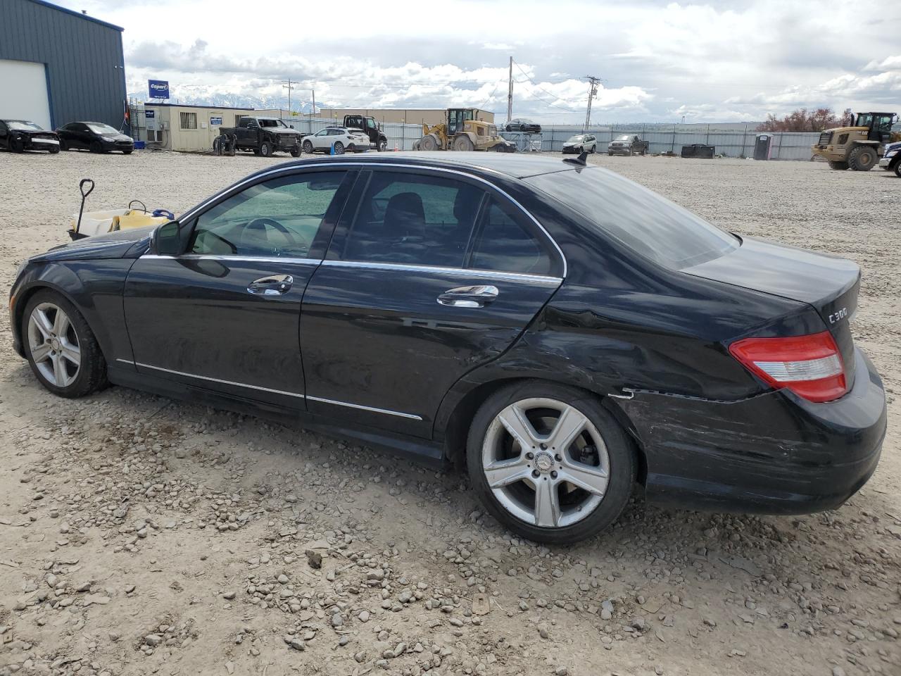 WDDGF81X79R069855 2009 Mercedes-Benz C 300 4Matic