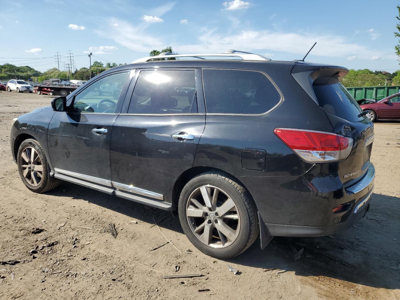 5N1AR2MM2FC664175 2015 Nissan Pathfinder S