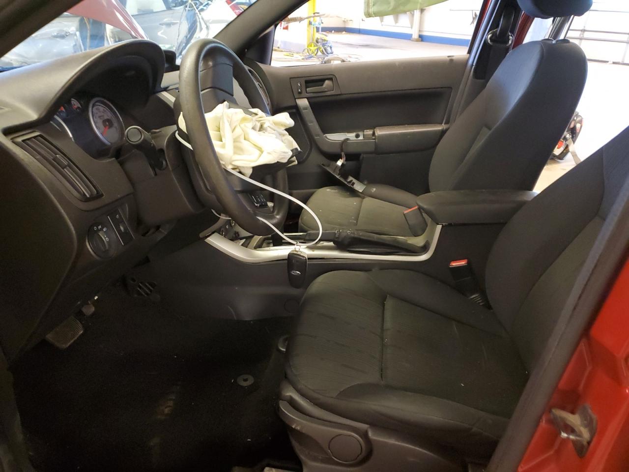 1FAHP3FN3BW142089 2011 Ford Focus Se