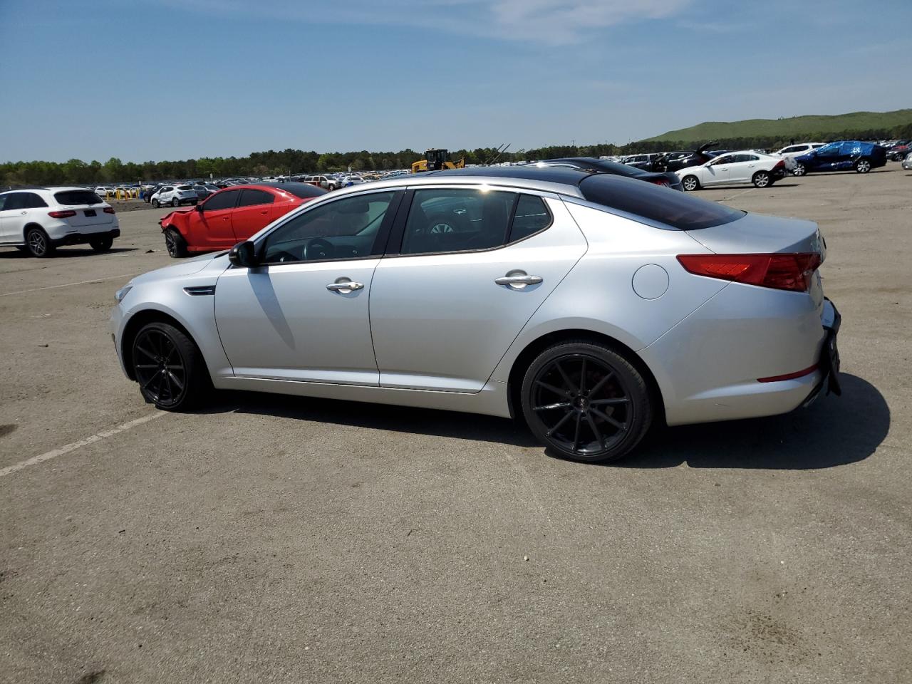 KNAGN4A79B5110762 2011 Kia Optima Ex