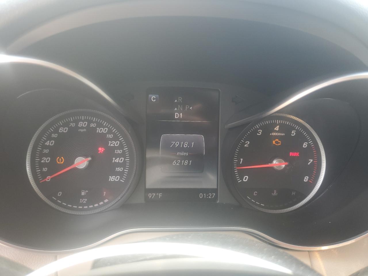 55SWF4JB1JU268976 2018 Mercedes-Benz C 300