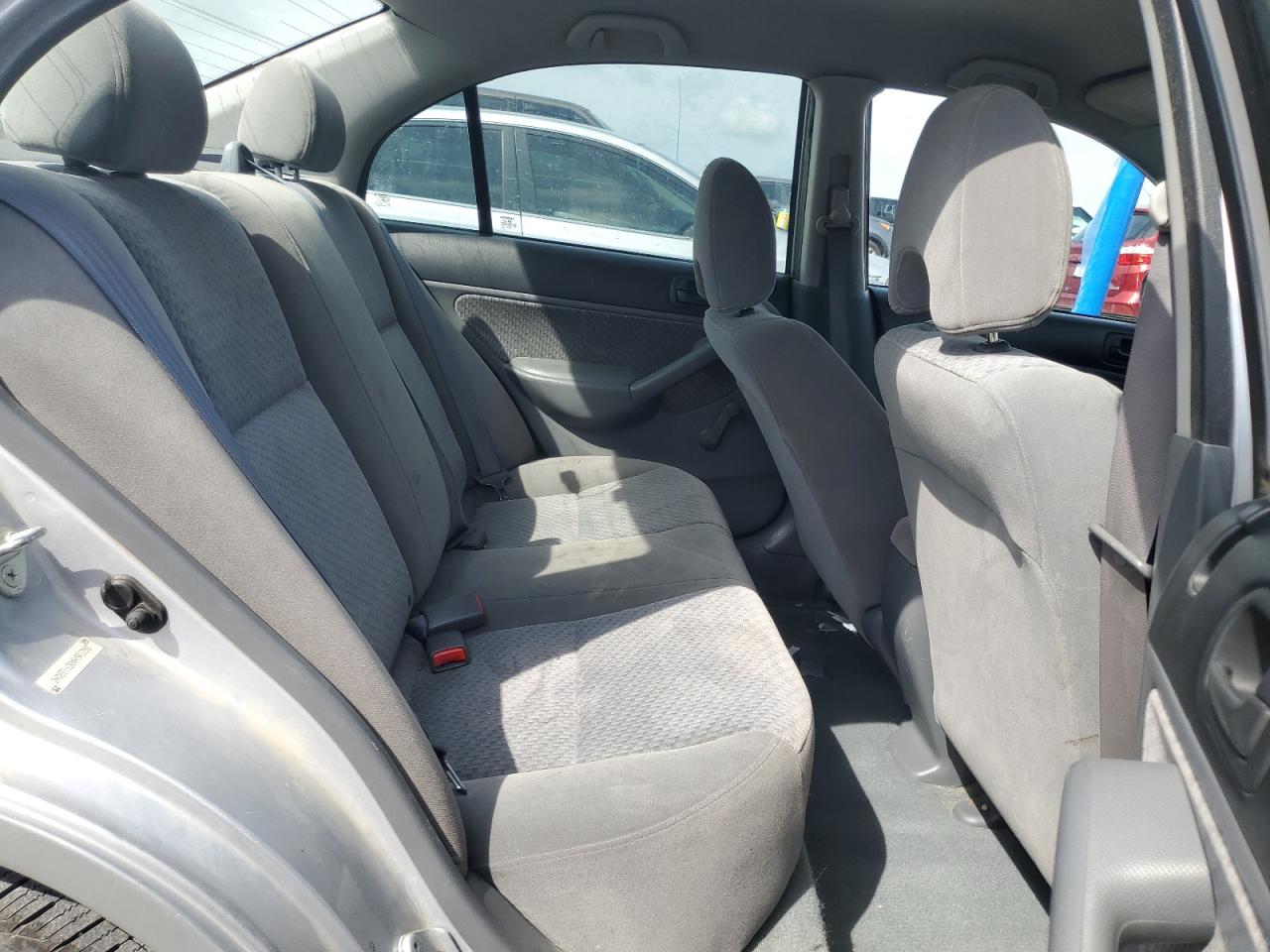 2HGES16304H541253 2004 Honda Civic Dx Vp