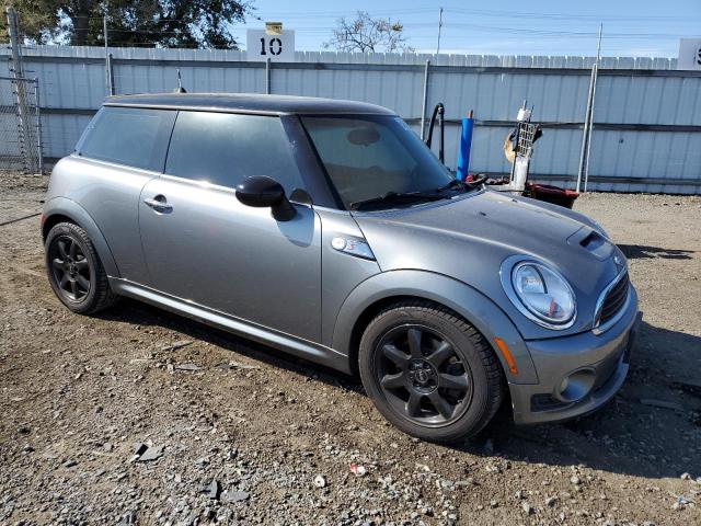 2010 Mini Cooper S VIN: WMWMF7C52ATZ73992 Lot: 54545094