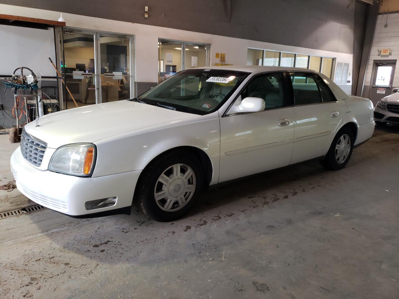 1G6KD54Y94U170210 2004 Cadillac Deville