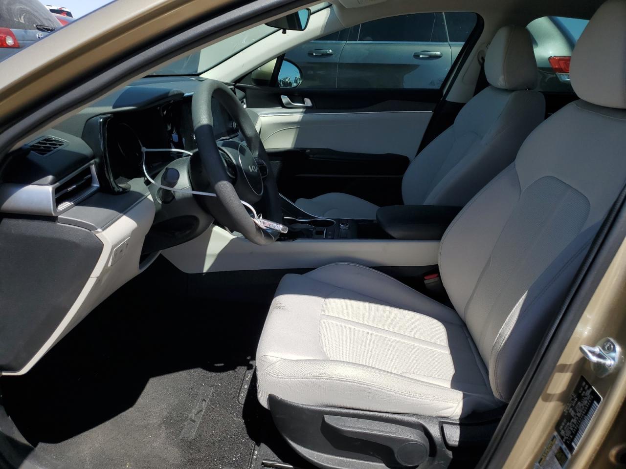 5XXG14J26NG096970 2022 Kia K5 Lxs