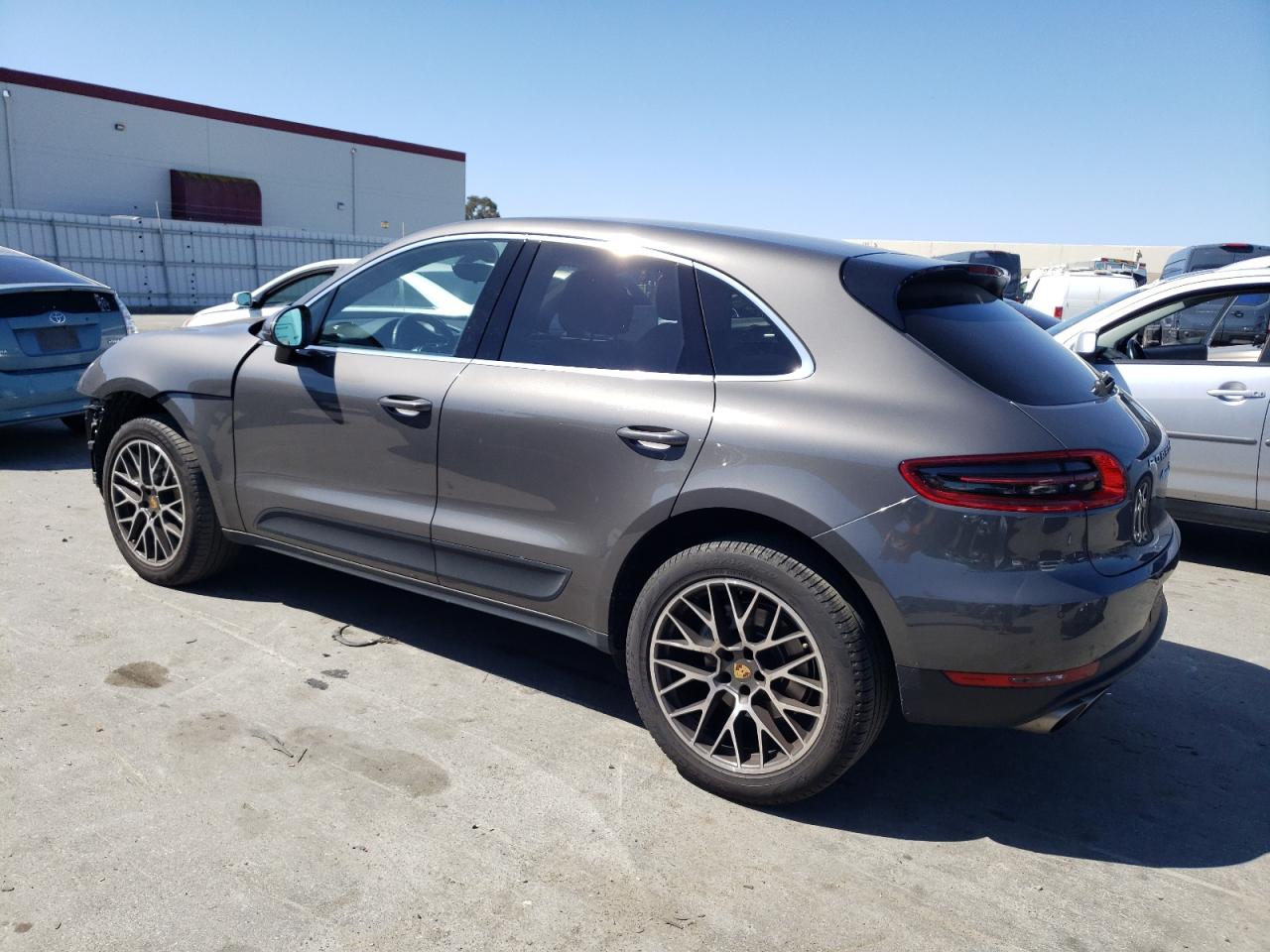 WP1AB2A52GLB46749 2016 Porsche Macan S