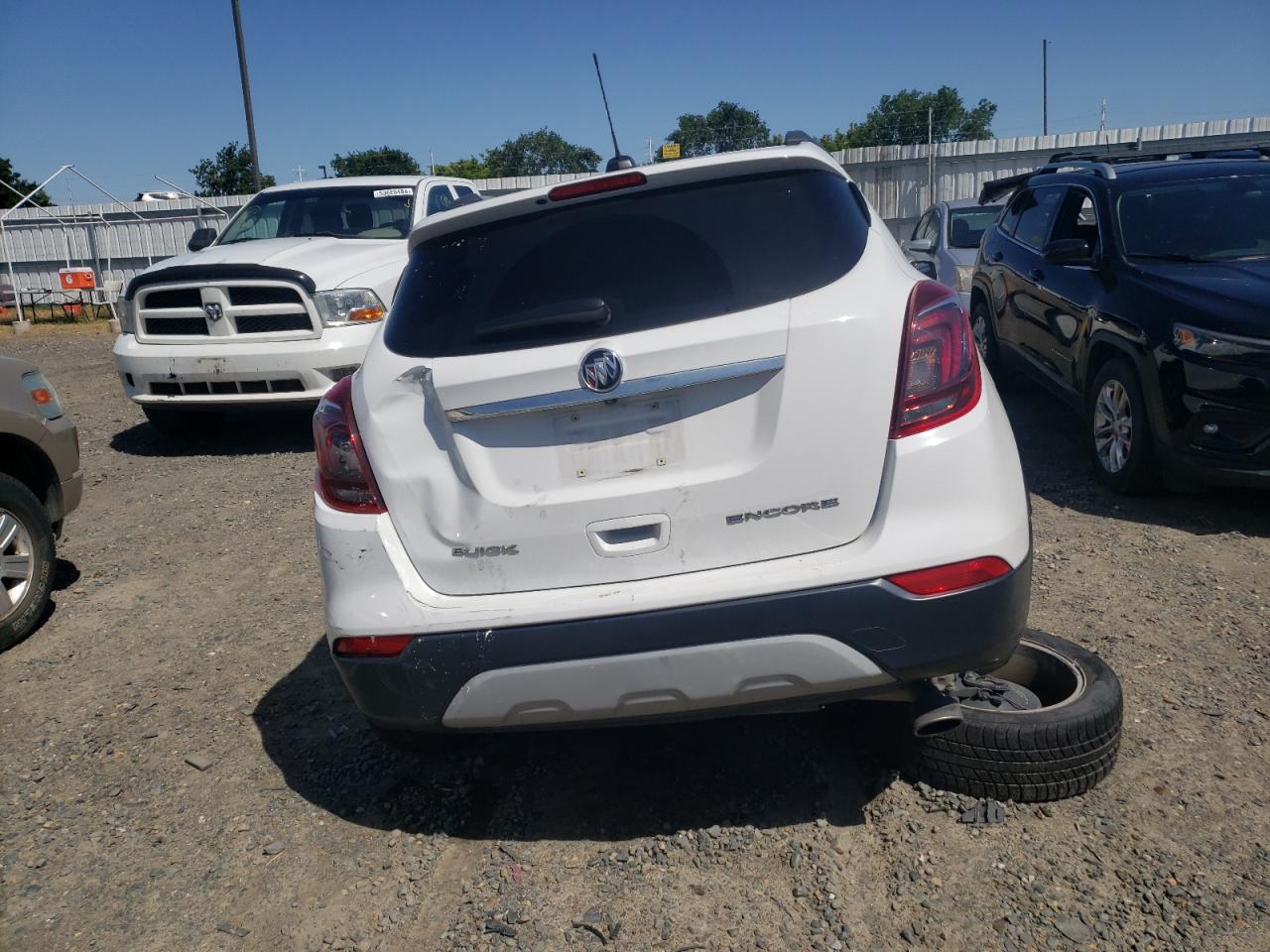 KL4CJASB6JB628563 2018 Buick Encore Preferred