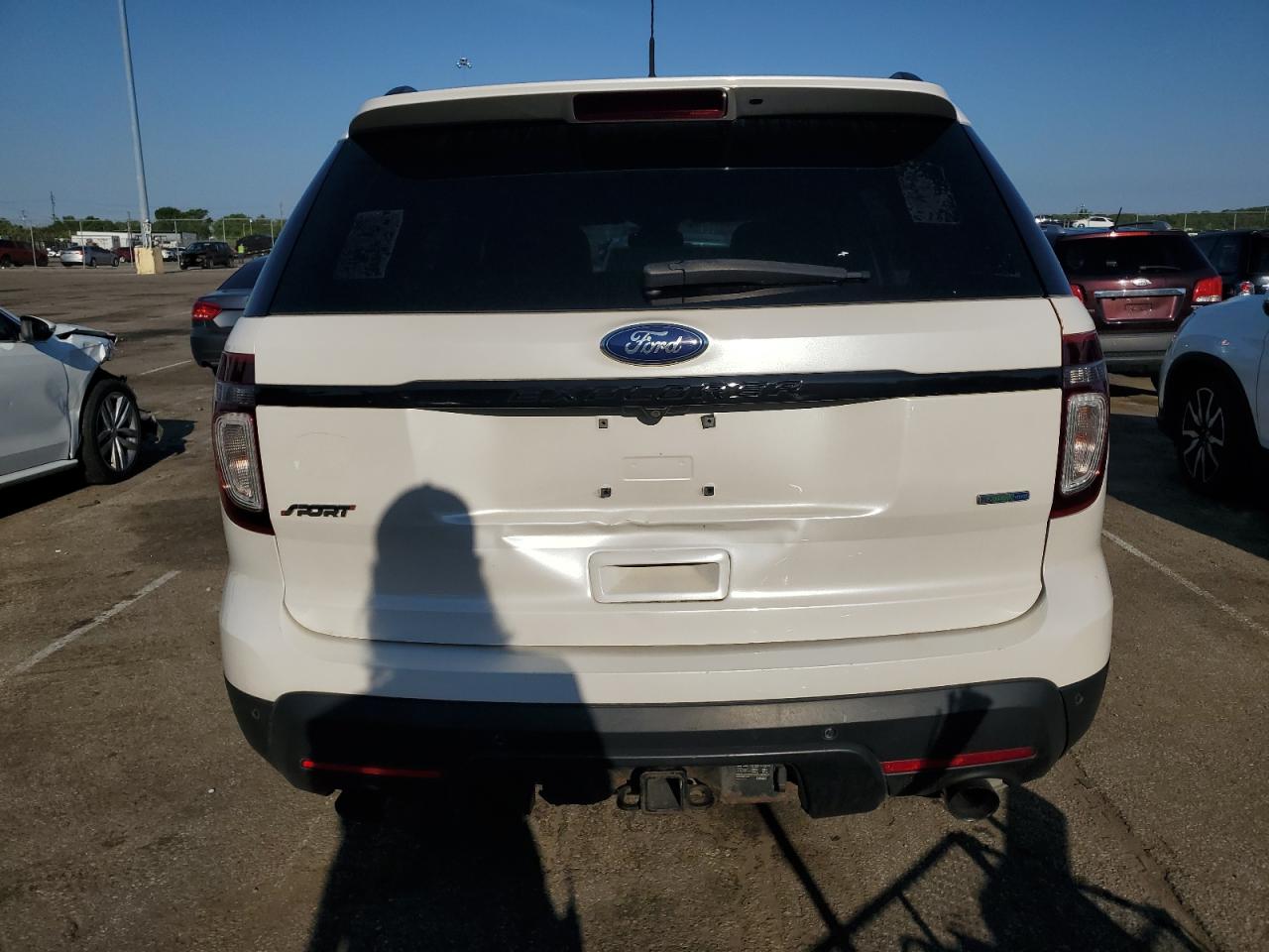 2014 Ford Explorer Sport vin: 1FM5K8GT7EGB72258