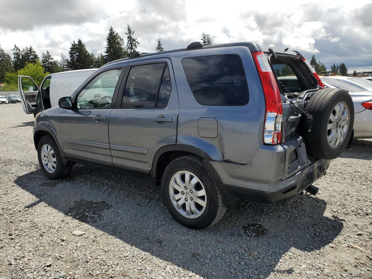 JHLRD78905C064104 2005 Honda Cr-V Se