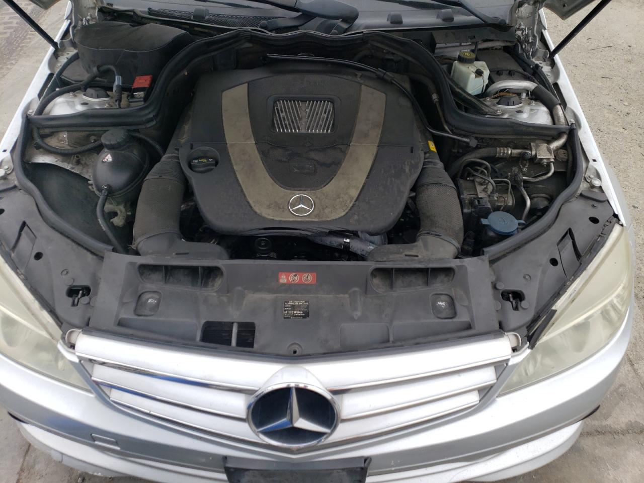 WDDGF5GB1AR111225 2010 Mercedes-Benz C 350