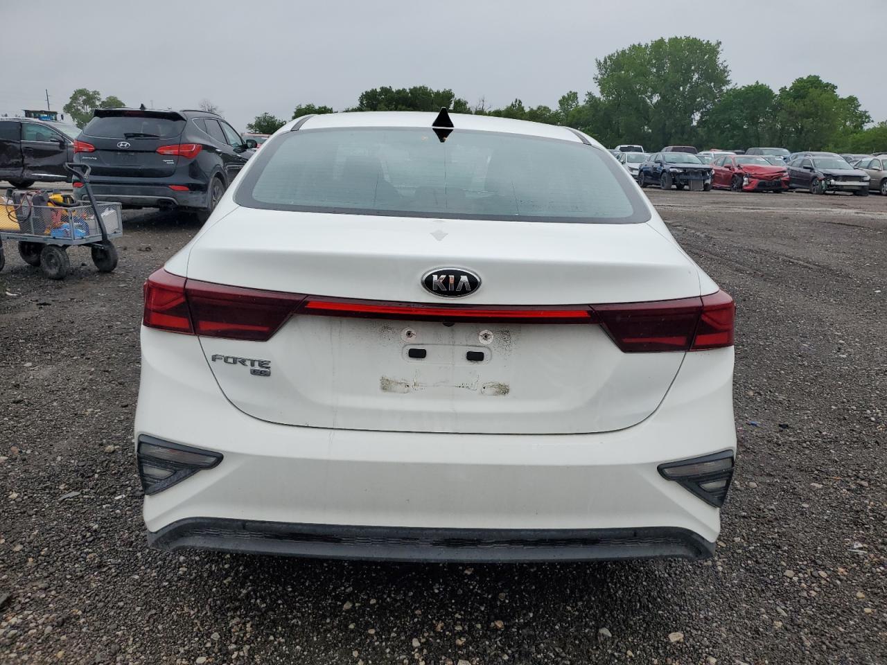 3KPF24AD9KE005737 2019 Kia Forte Fe