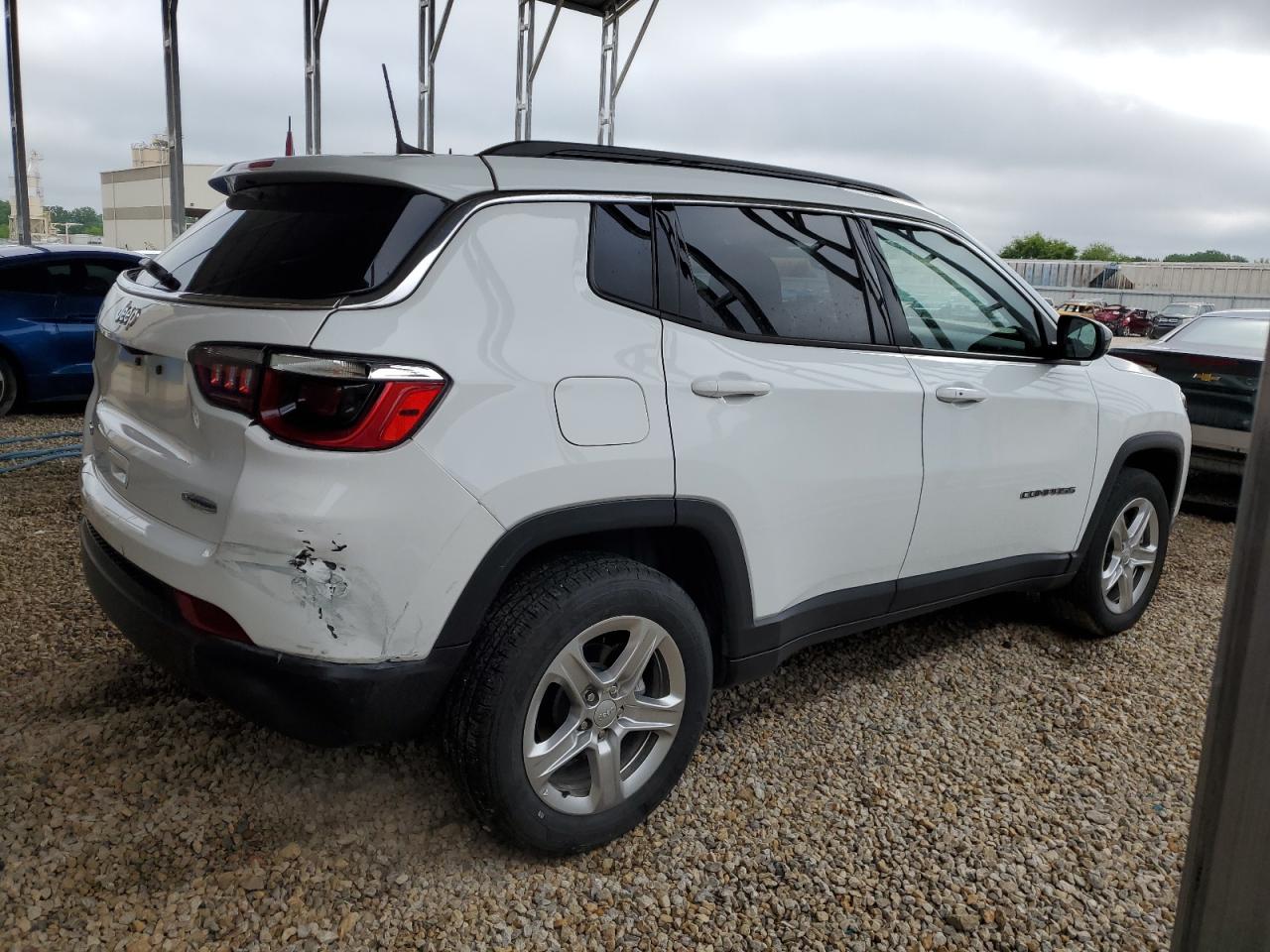 3C4NJDBN7PT561733 2023 Jeep Compass Latitude