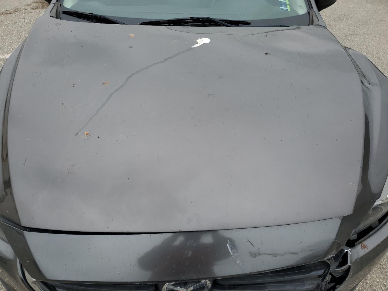 3MZBN1U70JM195715 2018 Mazda 3 Sport