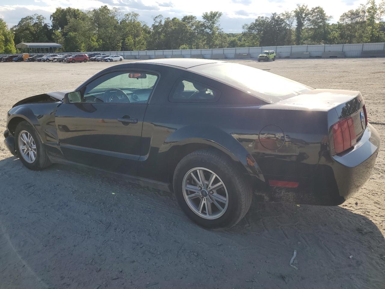 1ZVHT80N555249275 2005 Ford Mustang