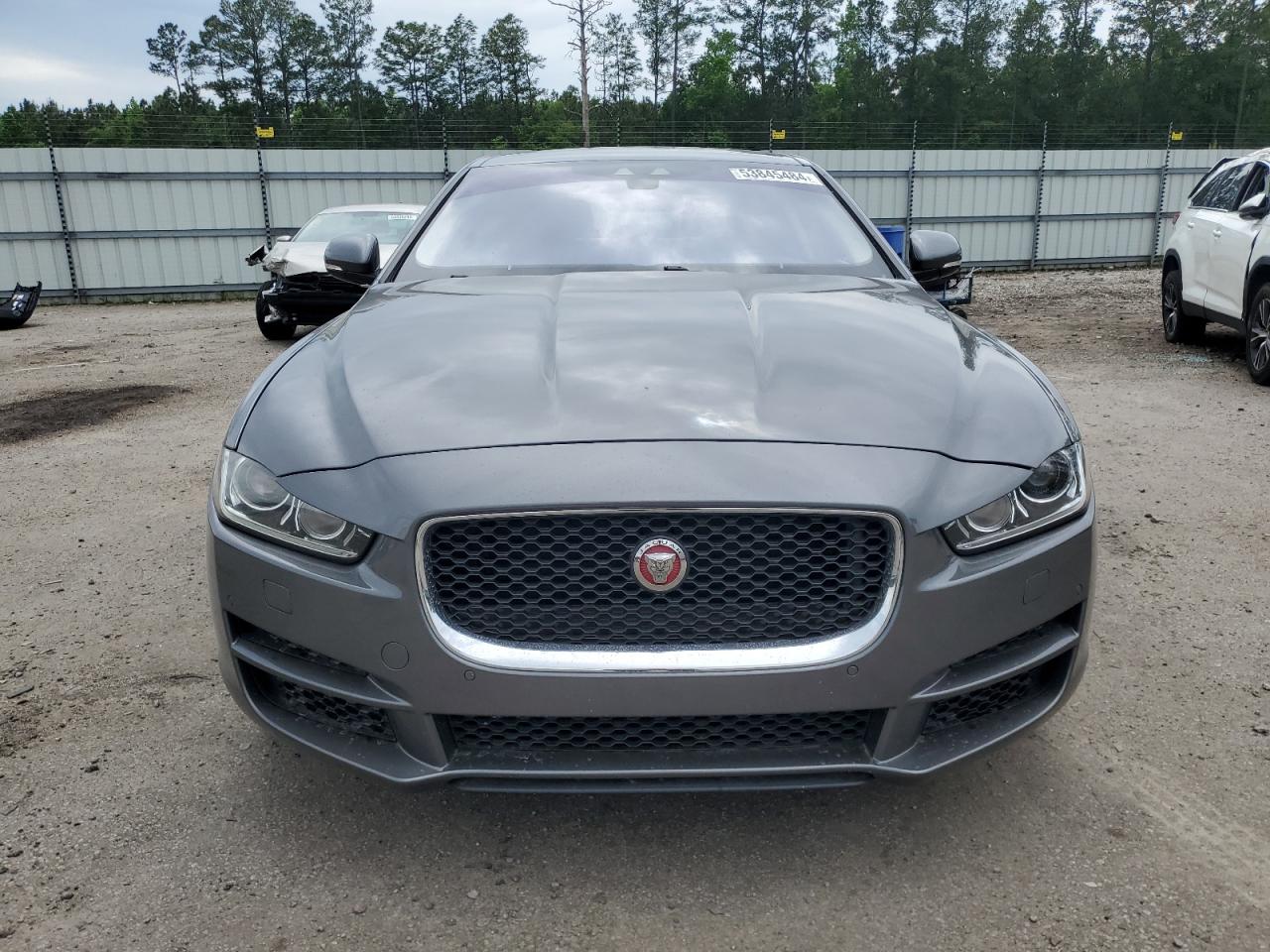 2017 Jaguar Xe Prestige vin: SAJAK4BN3HA951184