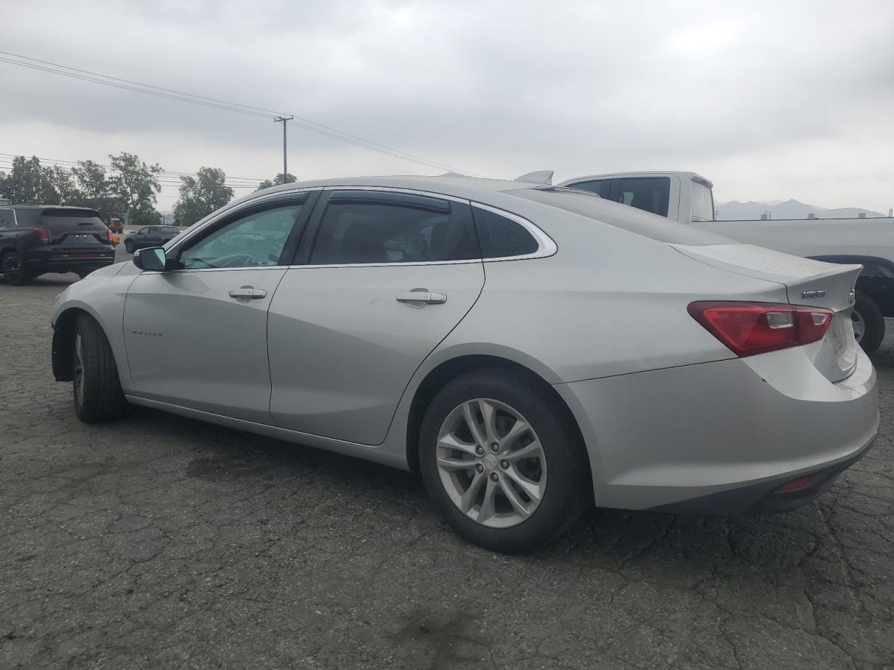 1G1ZD5ST8JF132222 CHEVROLET MALIBU 2018