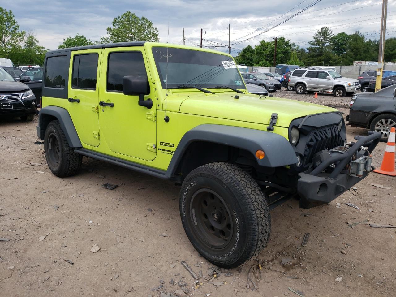 1C4BJWDG6GL303311 2016 Jeep Wrangler Unlimited Sport